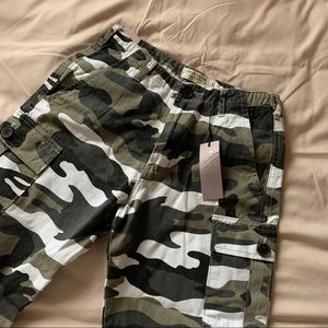 Streetwear Society High Rise Camo Cargo Pants